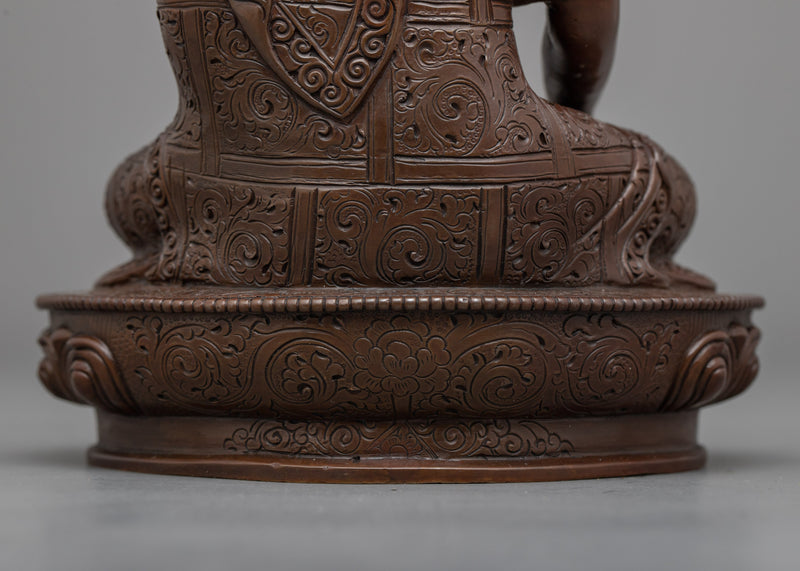 Shakamuni Buddha Statue | Immerse in the Essence of Buddhism