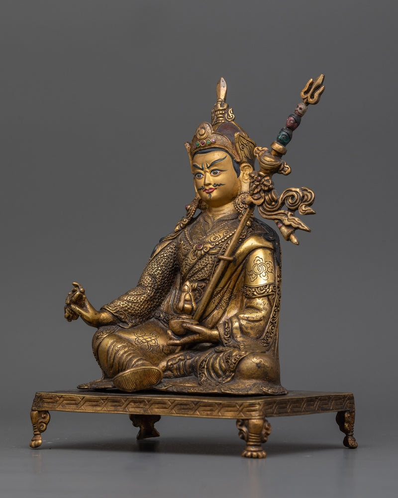 padmasambhava-guru-rinpoche-figure