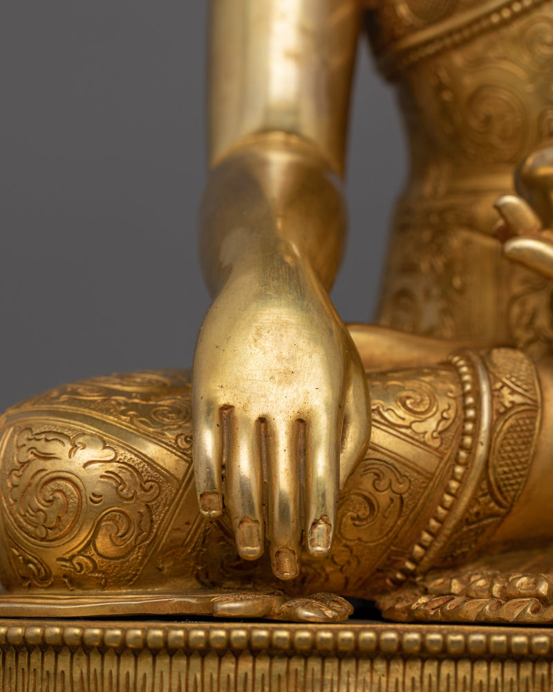 24K Gold Gilded Shakyamuni Buddha In Lotus Posture | Tibetan Buddhist art, Home decor