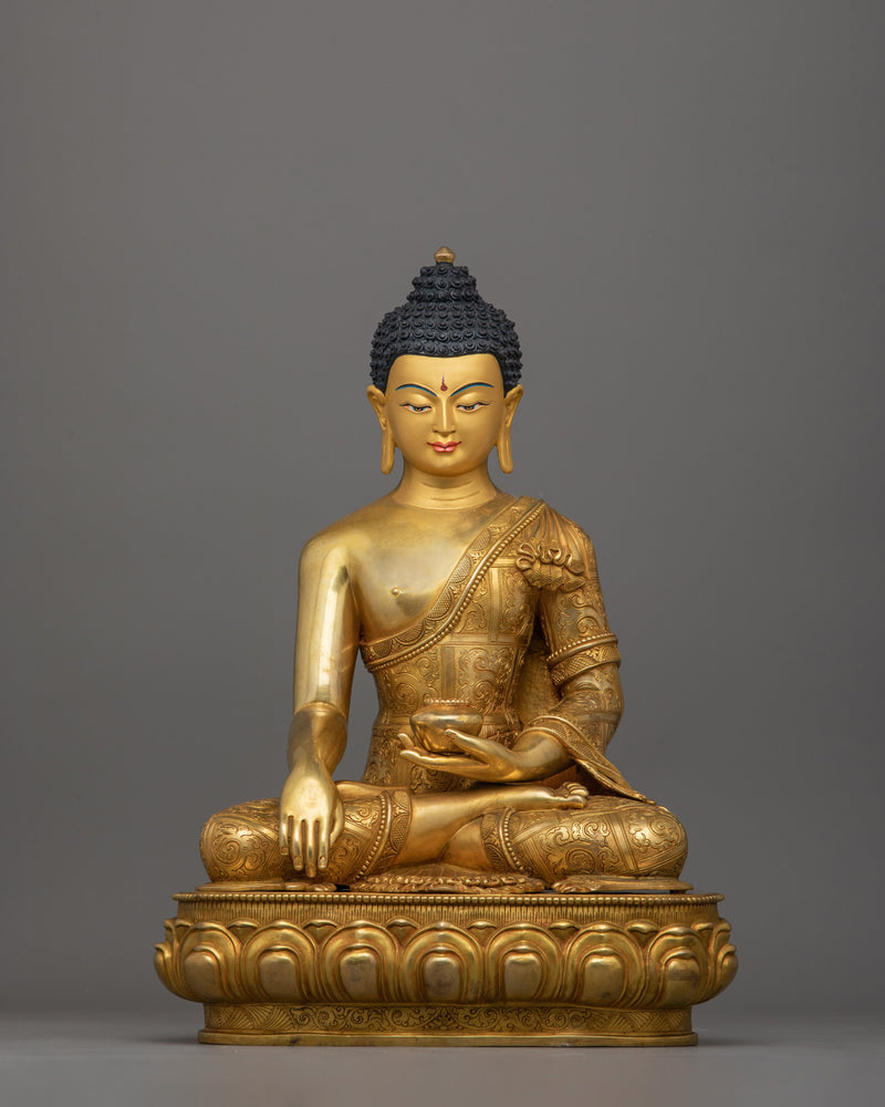 24K Gold Gilded Shakyamuni Buddha In Lotus Posture | Tibetan Buddhist art, Home decor