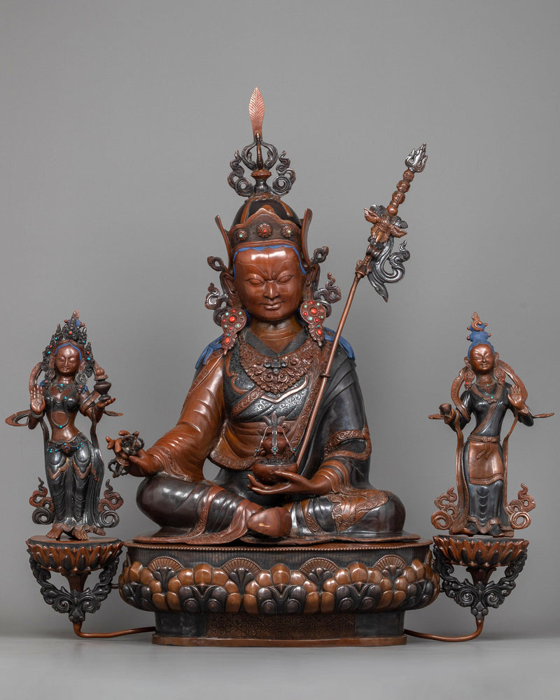 guru rinpoche statue